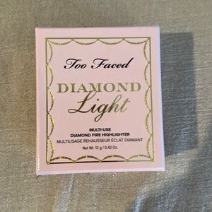 NEW Too Faced Diamond Light Highlighter